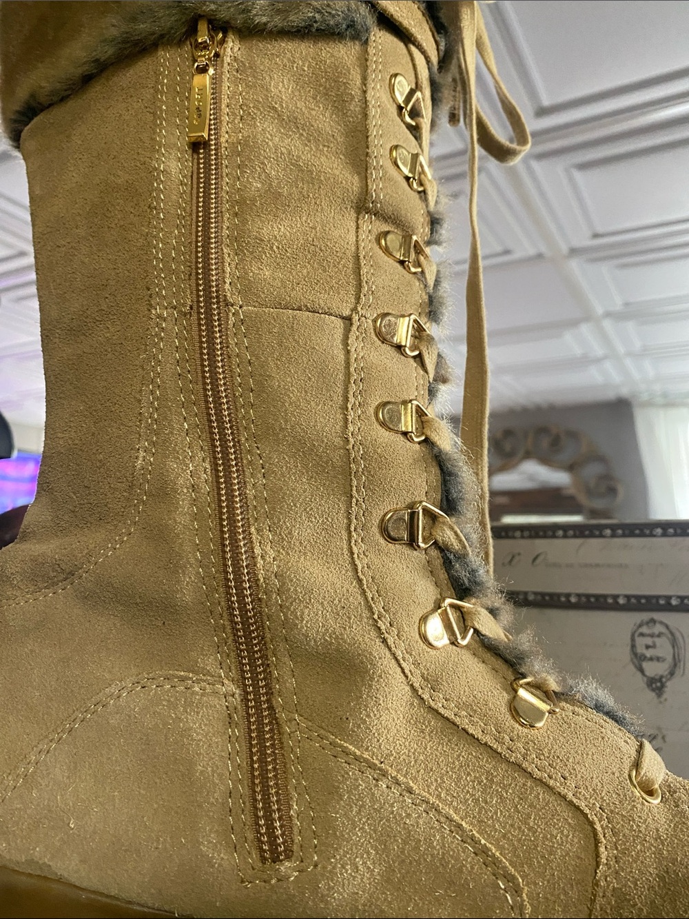VINTAGE Report brand "Bratz" or "Y2K" lace up boots TAN Suade SIZE 9 - Picture 12 of 16